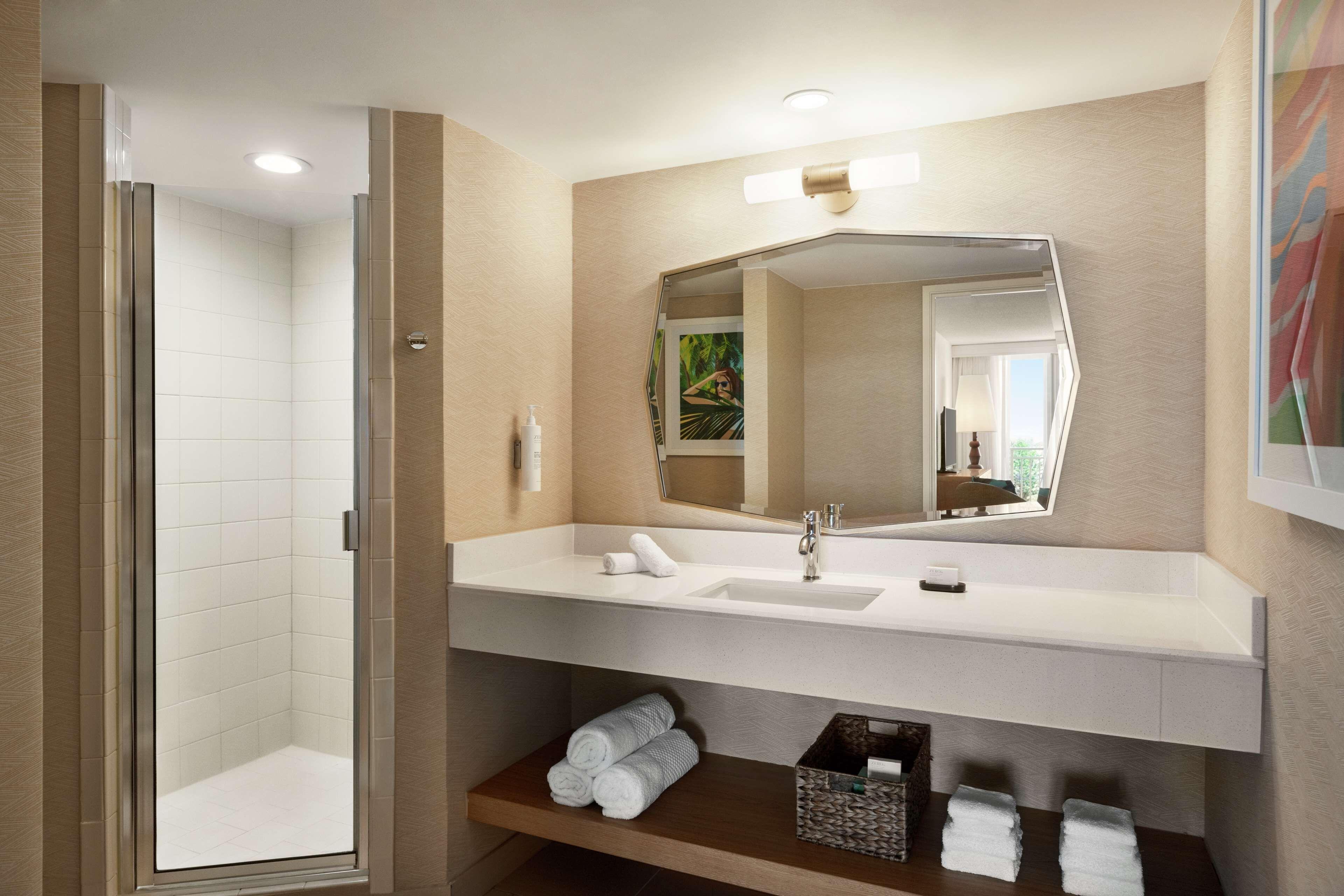 Suite, 1 King Bed, Sunset View, Juliet Balcony,1705978157:JPEG
